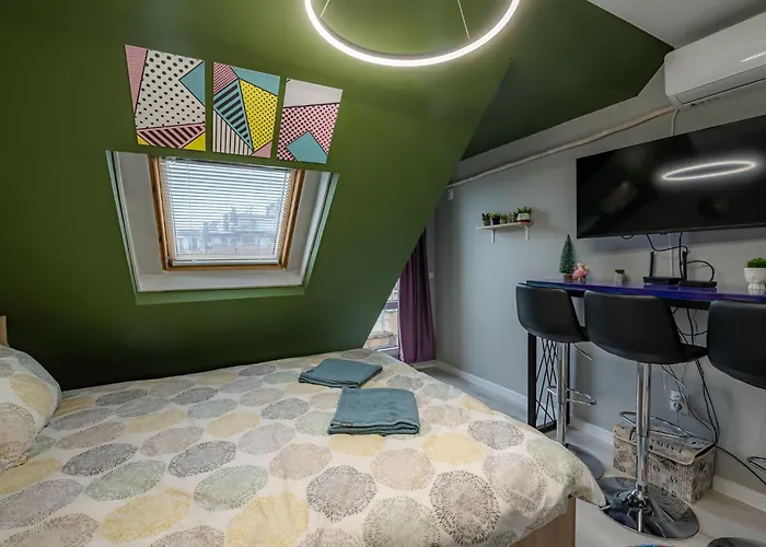 Comfy&chick Apartment, Free Street Parking Daire Yukarı Cuma