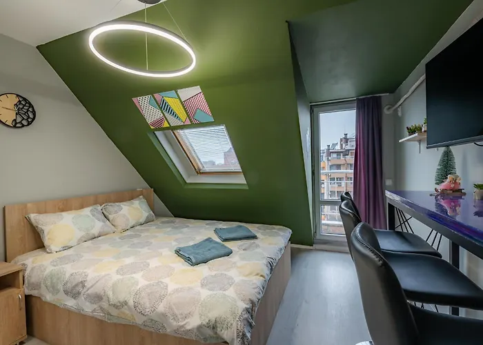Apartmán Comfy&chick Apartment, Free Street Parking