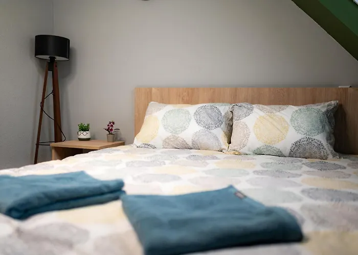 Apartmán Comfy&chick Apartment, Free Street Parking *